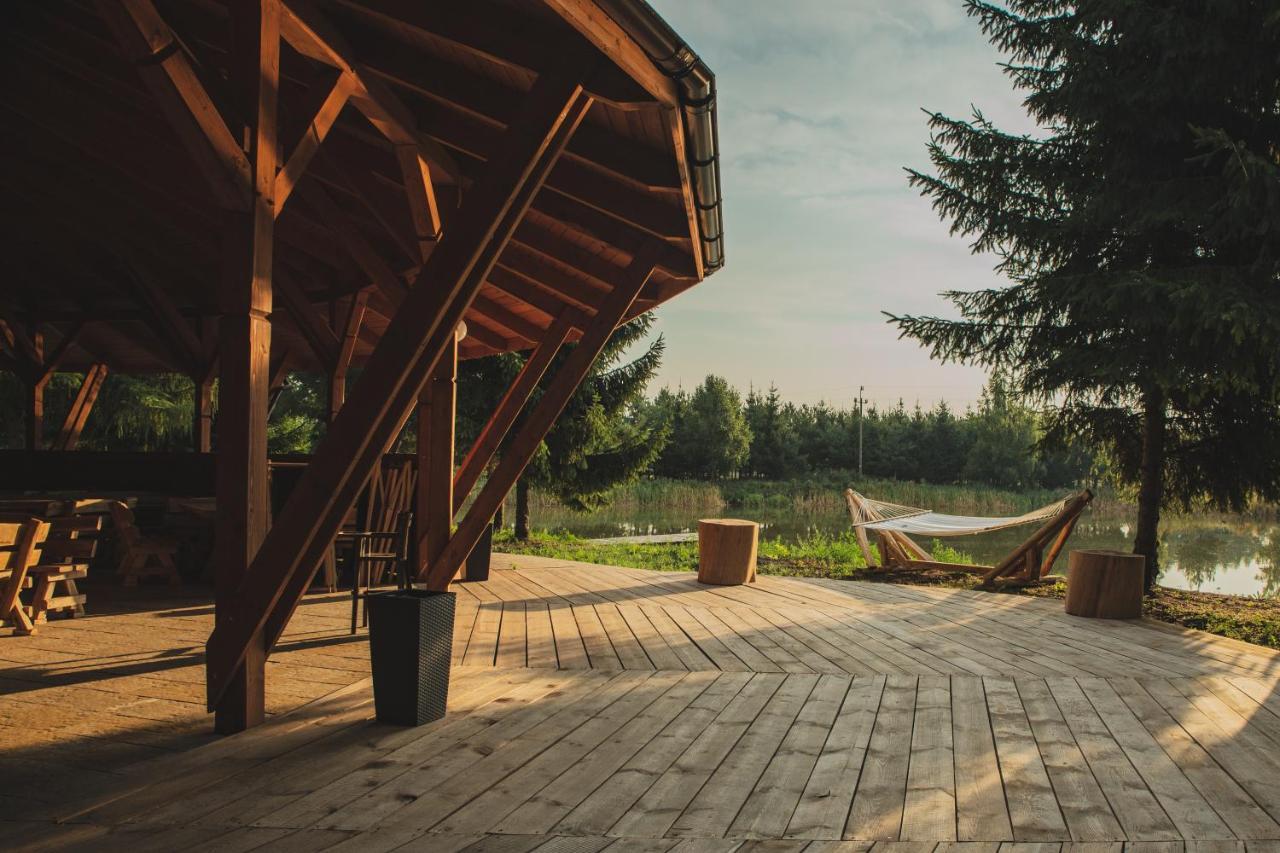 Hotel Trzy Podkowy*** Biskupiec  Экстерьер фото